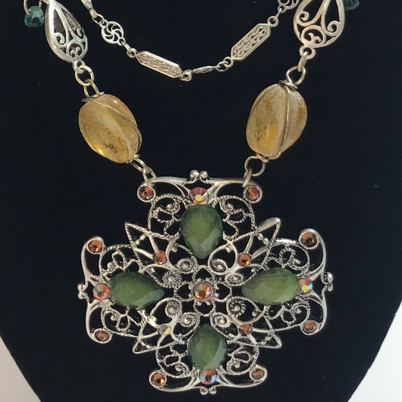 Chico's Silver Tone Green Yellow Tan Amber Stone Emblem Statement Necklace - Picture 6 of 12